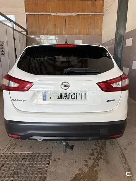 Usado Nissan Qashqai Premium Edition 110 CV (80 kW) 2016 Blanco SUV
