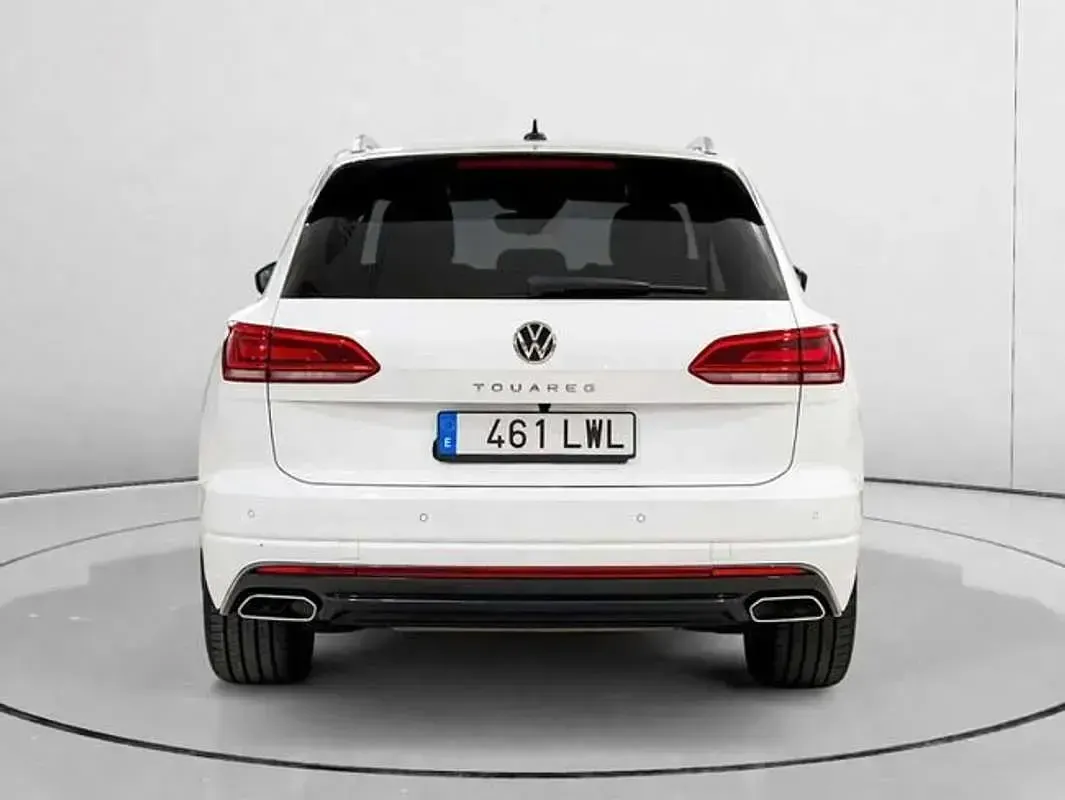Usado VW Touareg Elegance 286 CV (210 kW) 2022 Blanco SUV
