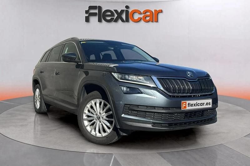 Gris Usado 2018 Skoda Kodiaq Style SUV | 21.690 € (Buen precio) - Imagen 1/4