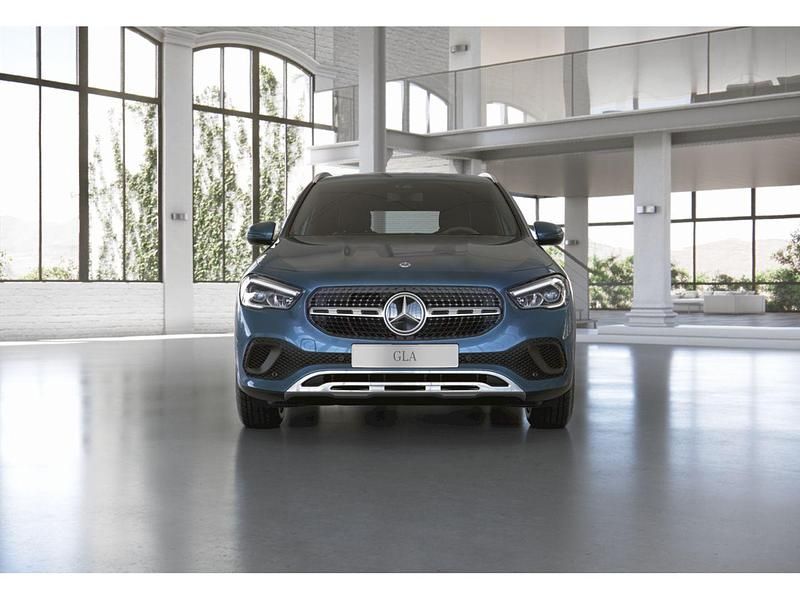 Usado Mercedes GLA250 Progressive 160 CV (117 kW) 2021 Azul SUV
