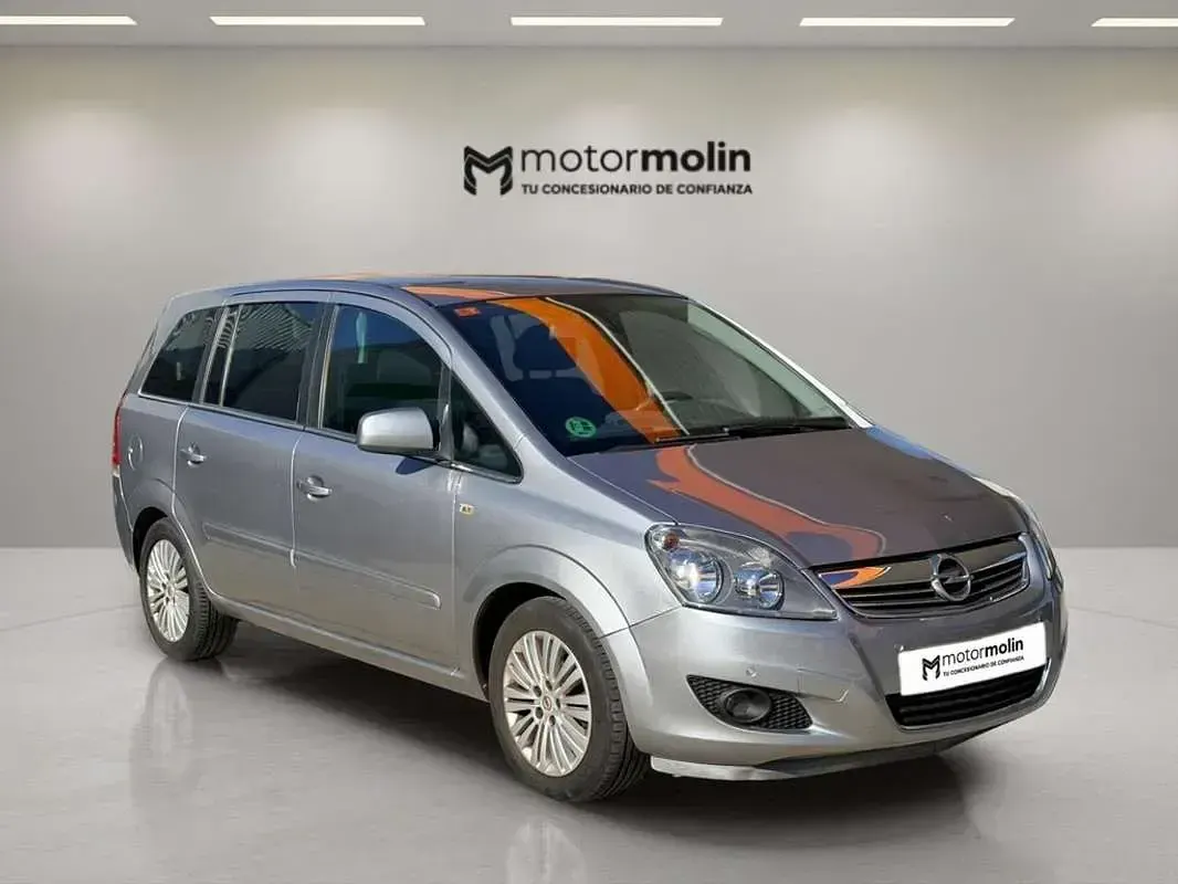 Usado Opel Zafira Enjoy Plus 116 CV (85 kW) 2011 Gris Monovolumen