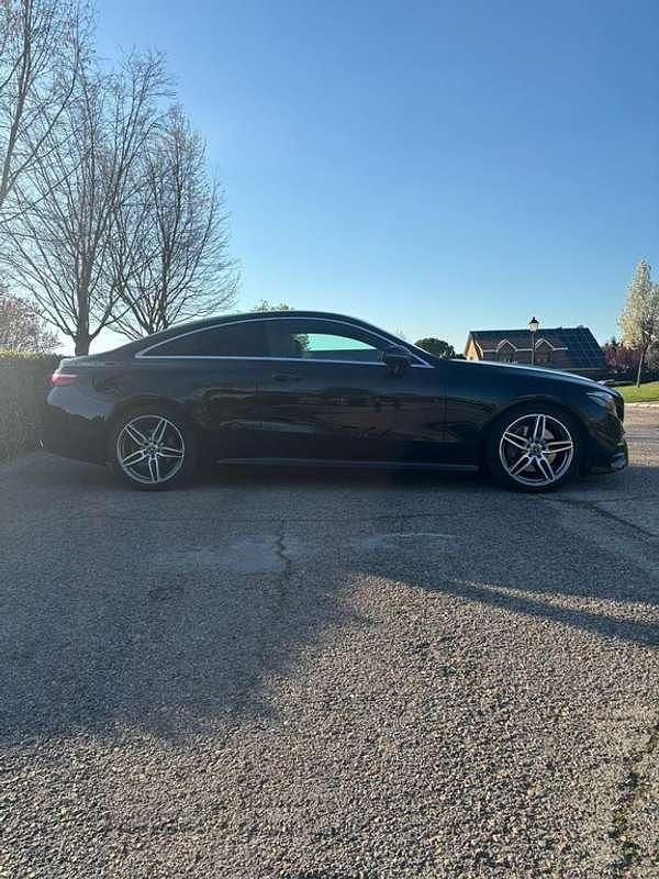 Usado Mercedes E220 193 CV (141 kW) 2019 Negro Coupe