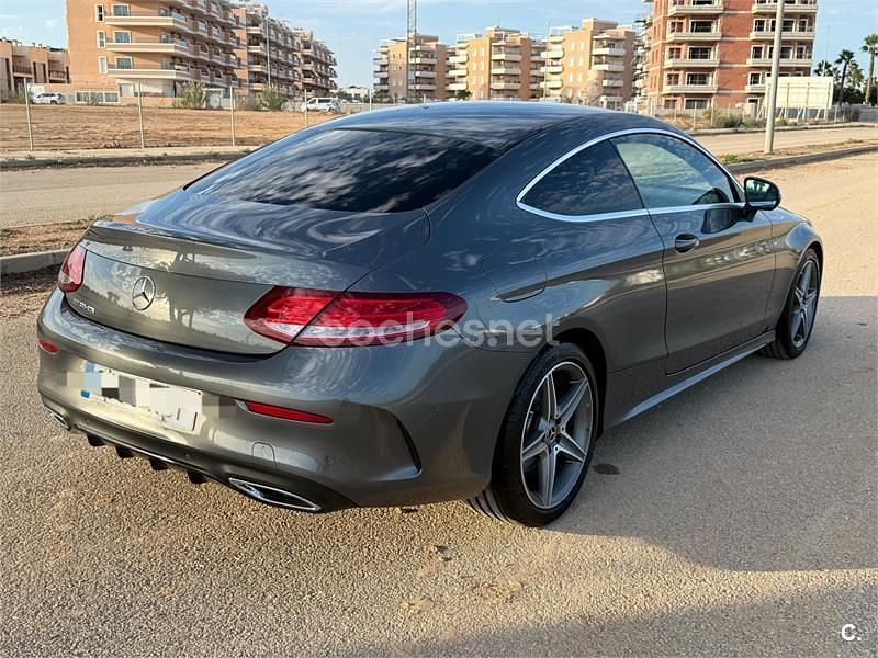 Usado Mercedes C220 170 CV (125 kW) 2017 Gris / plata Coupe