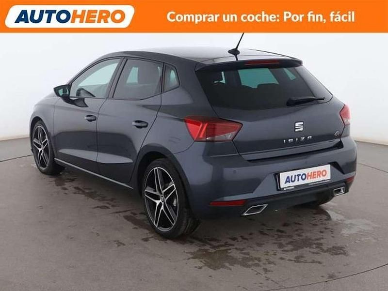 Usado Seat Ibiza FR 116 CV (85 kW) 2019 Gris Utilitario