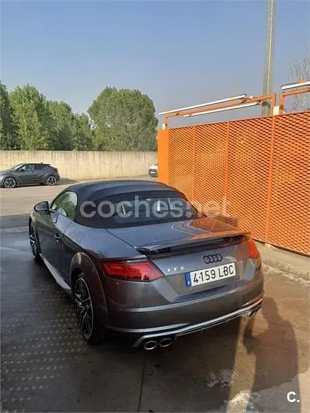 Usado Audi TT Roadster 310 CV (228 kW) 2015 Gris / plata Descapotable