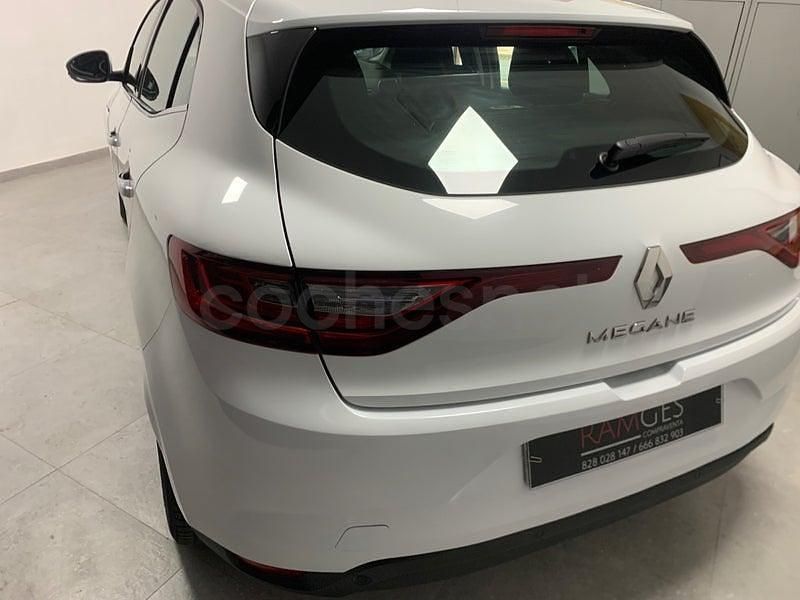 Usado Renault Mégane GrandTour Business 95 CV (69 kW) 2020 Blanco Familiar