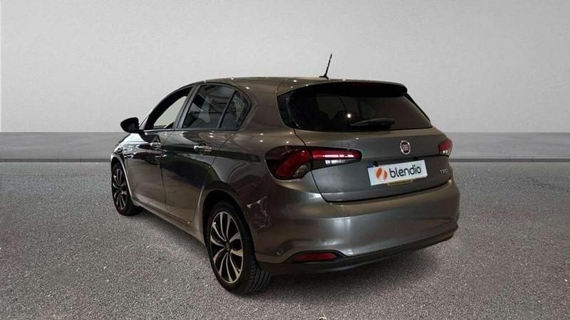 Usado Fiat Tipo Mirror 95 CV (69 kW) 2020 Gris Berlina