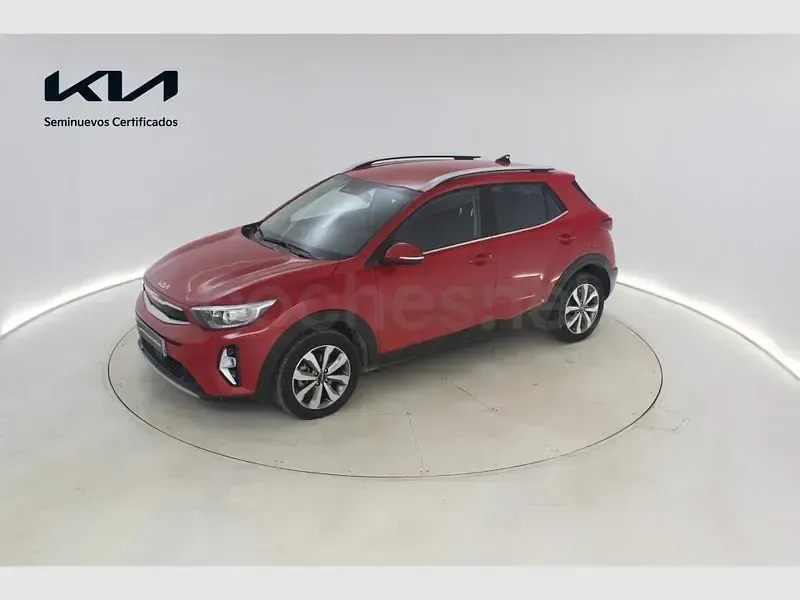 Usado Kia Stonic 100 CV (73 kW) 2024 Rojo SUV