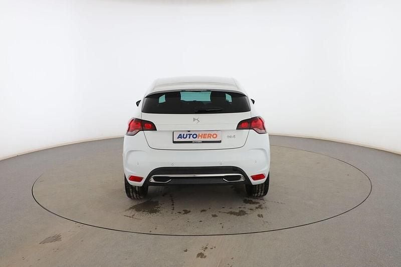 Usado Citroën DS4 92 CV (67 kW) 2015 Blanco Utilitario