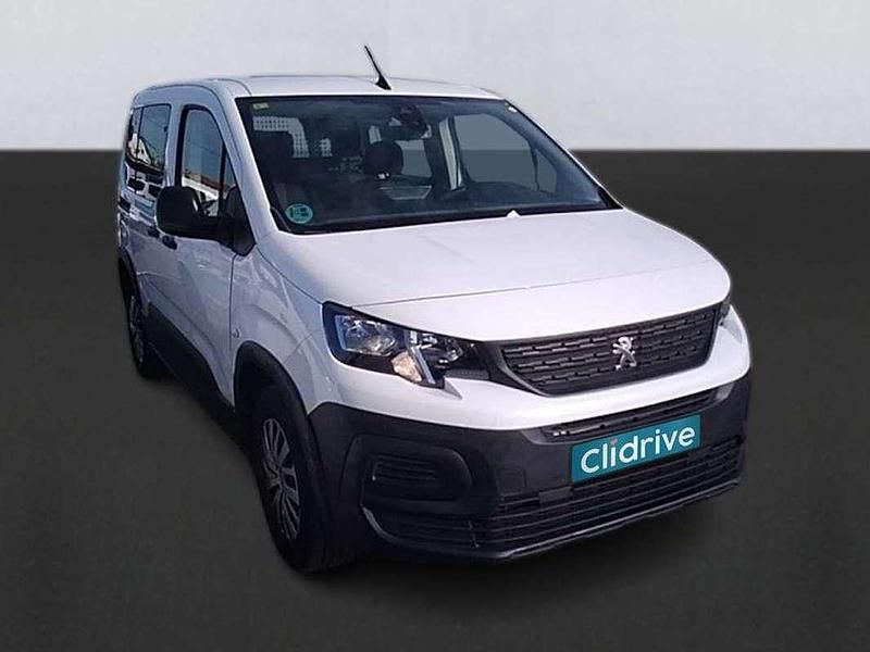 Usado Peugeot Rifter Active 102 CV (75 kW) 2021 Blanco Monovolumen
