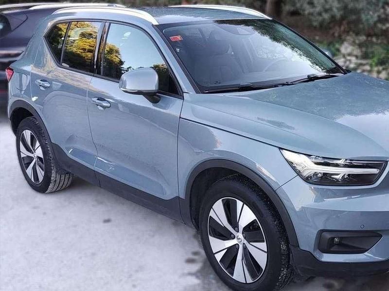 Usado Volvo XC40 Momentum 163 CV (119 kW) 2021 Gris SUV