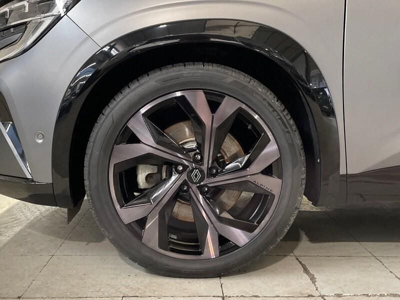 Usado Renault Espace Techno Esprit Alpine 200 CV (147 kW) 2023 Gris Familiar
