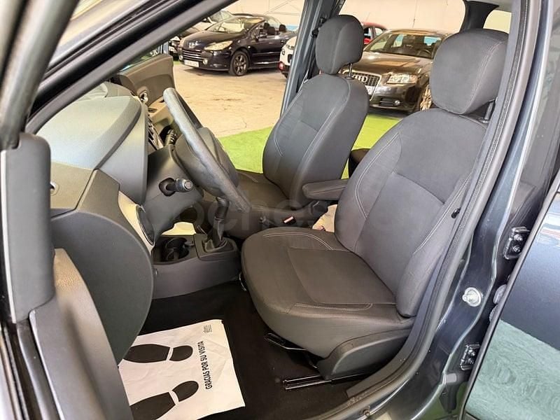 Usado Dacia Lodgy Lauréate 115 CV (84 kW) 2016 Gris / plata Monovolumen