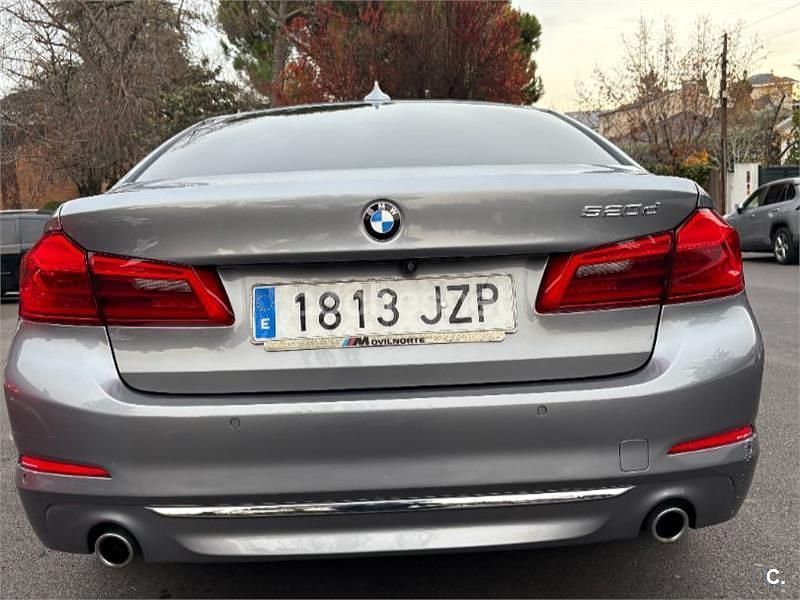 Usado BMW 520 Efficient Dynamics 190 CV (139 kW) 2017 Gris / plata Berlina