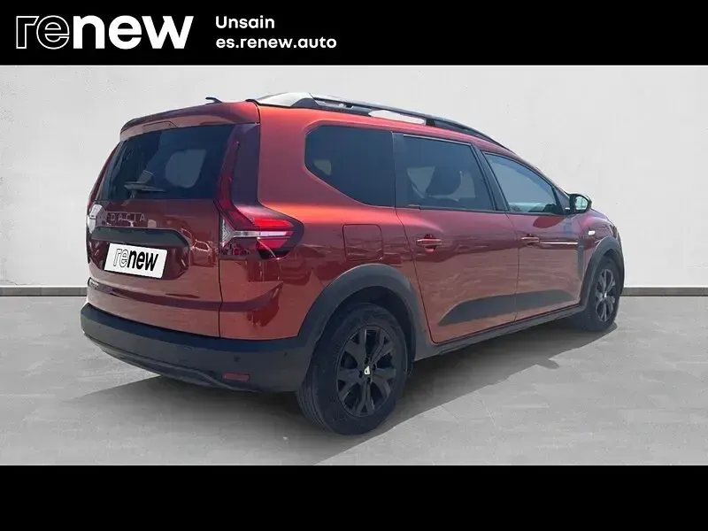 Usado Dacia Jogger Extreme 100 CV (73 kW) 2022 Naranja Monovolumen