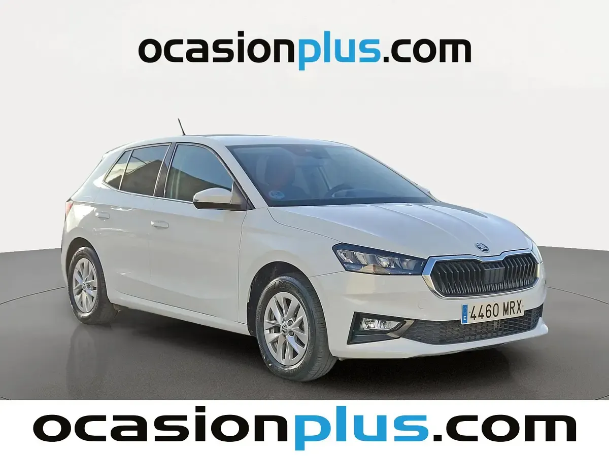 Usado Skoda Fabia Selection 95 CV (69 kW) 2024 Blanco Utilitario