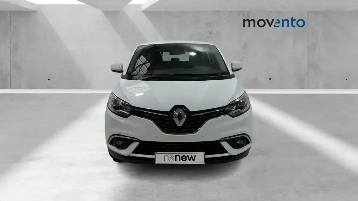 Usado Renault Scénic Zen 140 CV (102 kW) 2018 Blanco Monovolumen