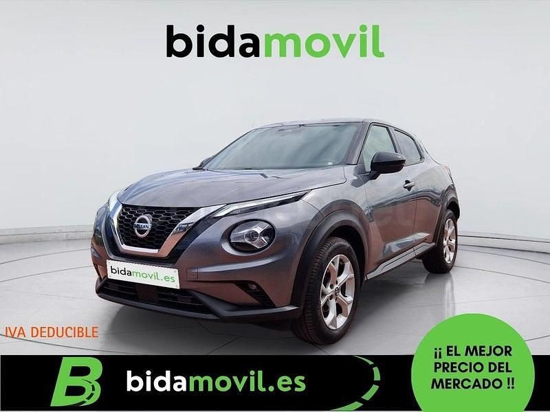 Usado Nissan Juke N-Connecta 114 CV (83 kW) 2022 Gris / plata SUV
