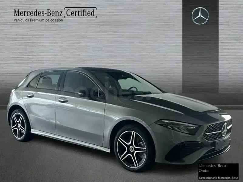 Nuevo Mercedes A250 218 CV (160 kW) 2025 Gris / plata Berlina