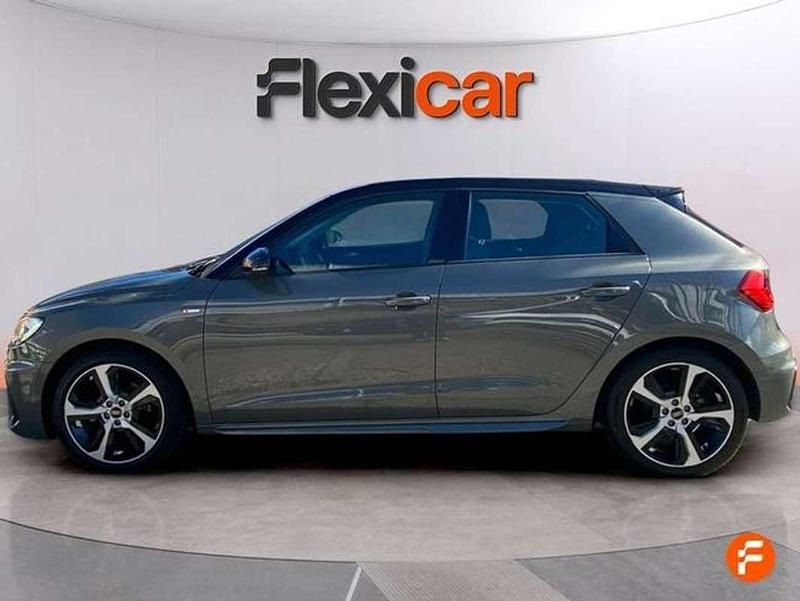Usado Audi A1 Sportback S-Line 110 CV (80 kW) 2021 Gris Utilitario