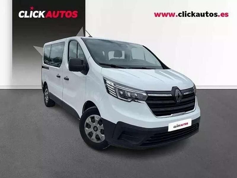 Usado Renault Trafic 111 CV (81 kW) 2025 Blanco Monovolumen