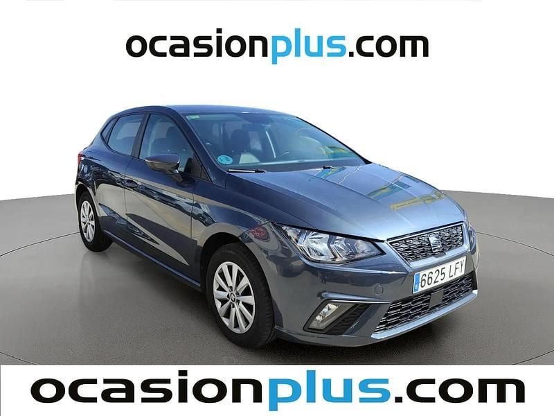Usado Seat Ibiza Style 115 CV (84 kW) 2020 Gris Utilitario