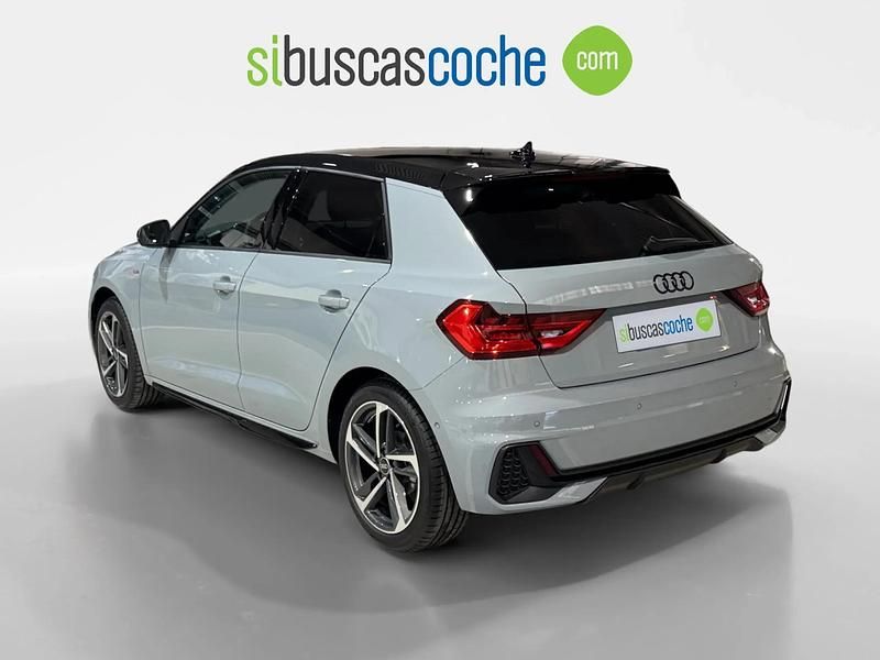 Nuevo Audi A1 Sportback 116 CV (85 kW) 2026 Gris/plata Utilitario