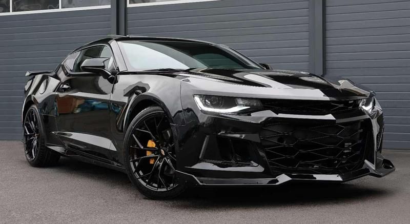 Negro Usado 2019 Chevrolet Camaro Coupe | 43.990 € - Imagen 1/4