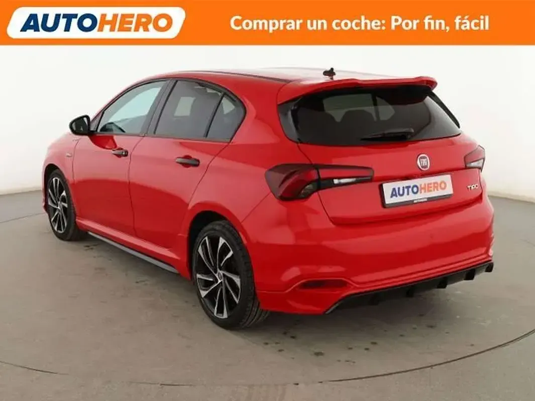 Usado Fiat Tipo Sport 120 CV (88 kW) 2020 Rojo Berlina