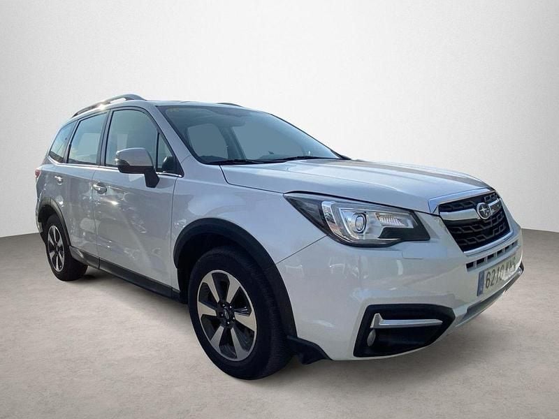 Blanco Usado 2018 Subaru Forester Sport SUV | 18.500 € (Precio justo) - Imagen 1/4