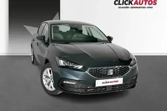 Usado Seat Leon Style 115 CV (84 kW) 2025 Blanco
