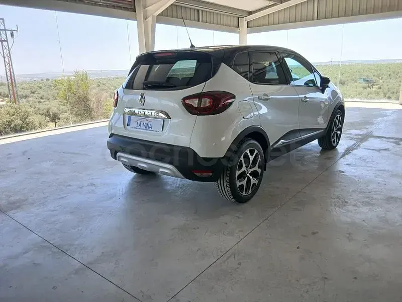 Usado Renault Captur XMOD 90 CV (66 kW) 2018 Blanco SUV