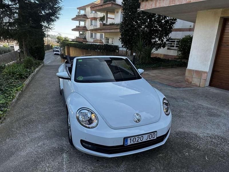 Usado VW Beetle Design 105 CV (77 kW) 2015 Blanco Utilitario