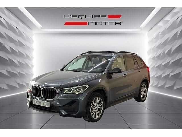 Usado BMW X1 Advantage 136 CV (100 kW) 2021 Gris SUV