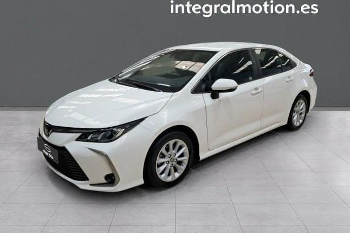 Blanco Usado 2022 Toyota Corolla Active Berlina | 19.900 € - Imagen 1/4