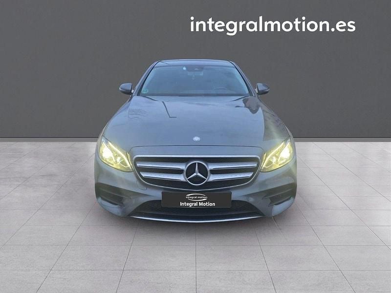 Gris Usado 2017 Mercedes E220 Berlina | 27.290 € (Precio justo) - Imagen 1/4