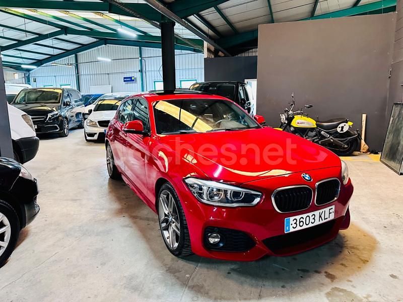 Rojo Usado 2018 BMW 118 Comfort Edition Utilitario | 15.999 € (Un poco caro) - Imagen 1/4