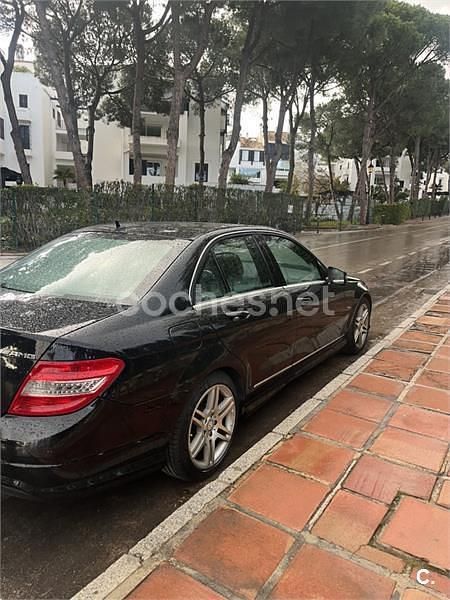 Usado Mercedes C200 Avantgarde 136 CV (100 kW) 2010 Negro Berlina