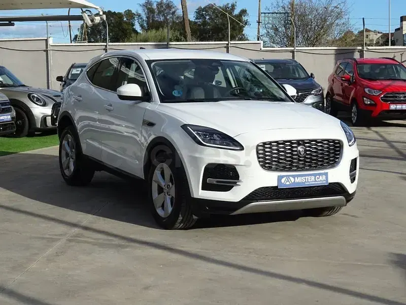 Usado Jaguar E-Pace SE 163 CV (119 kW) 2022 Blanco SUV