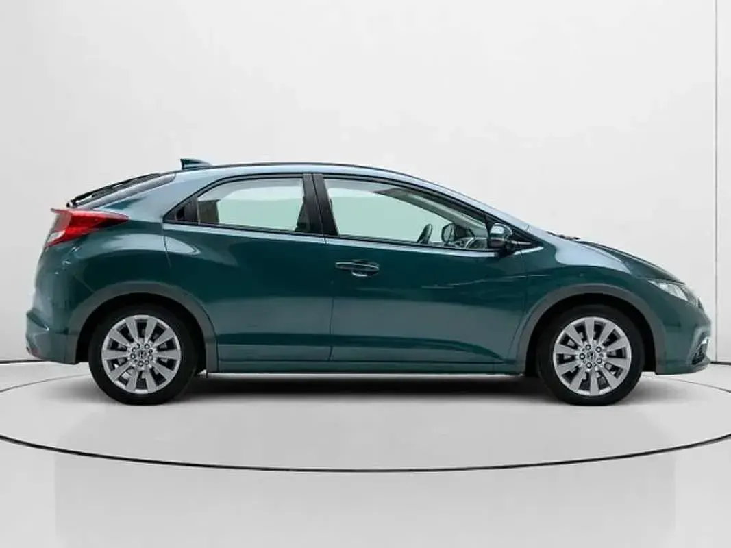 Usado Honda Civic Sport 100 CV (73 kW) 2013 Verde Utilitario