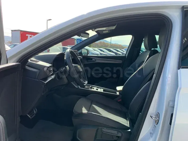 Usado Cupra Leon 204 CV (150 kW) 2025 Blanco Berlina