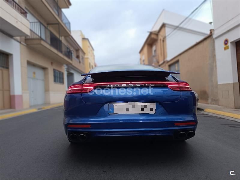 Usado Porsche Panamera 4S 420 CV (308 kW) 2017 Azul Berlina