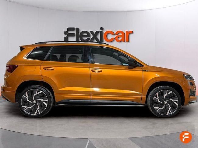 Usado Skoda Karoq SportLine 150 CV (110 kW) 2023 Naranja SUV