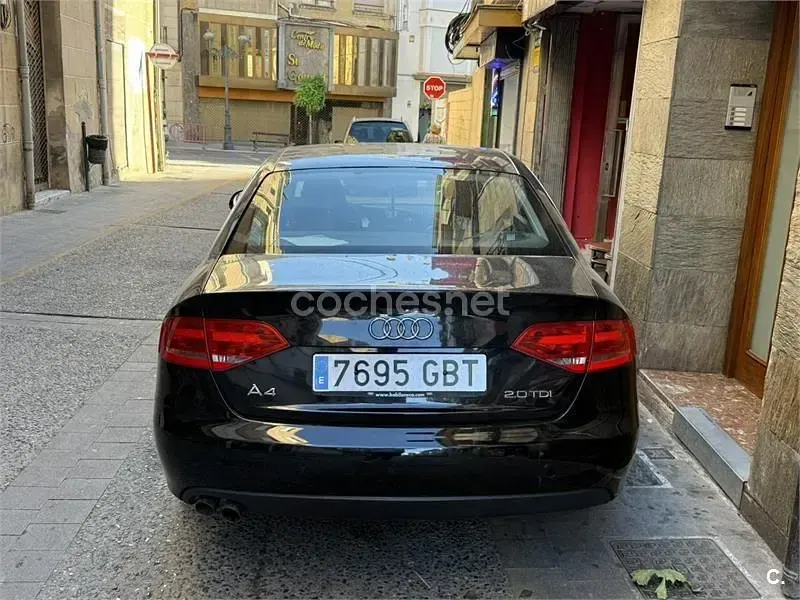 Usado Audi A4 143 CV (105 kW) 2008 Negro Berlina