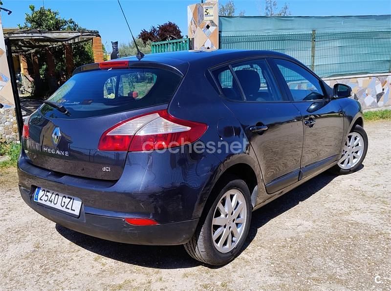 Occasion Renault Mégane 85 PK (62 kW) 2010 Grijs Sedan