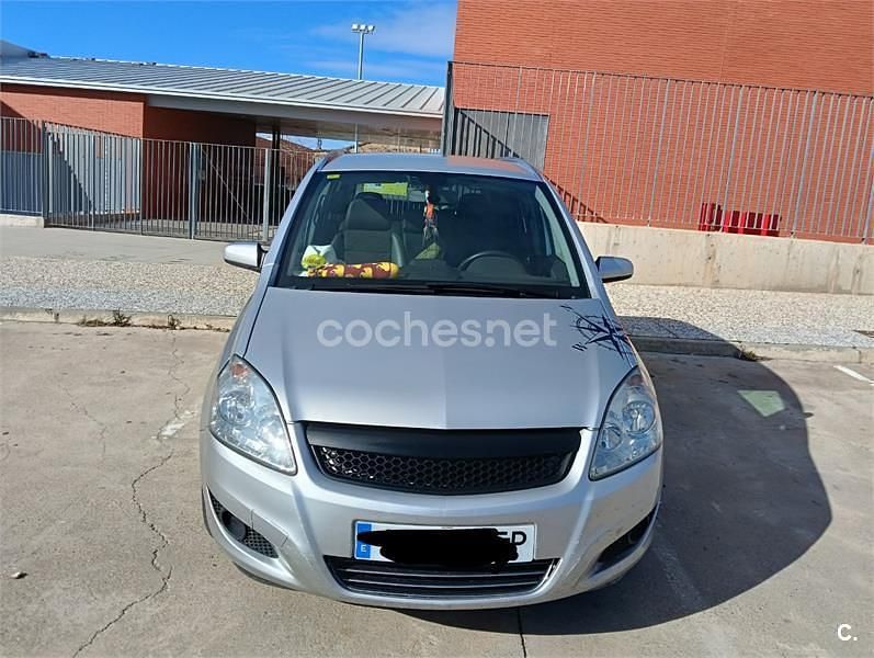 Usado Opel Zafira Cosmo 150 CV (110 kW) 2008 Gris / plata Monovolumen