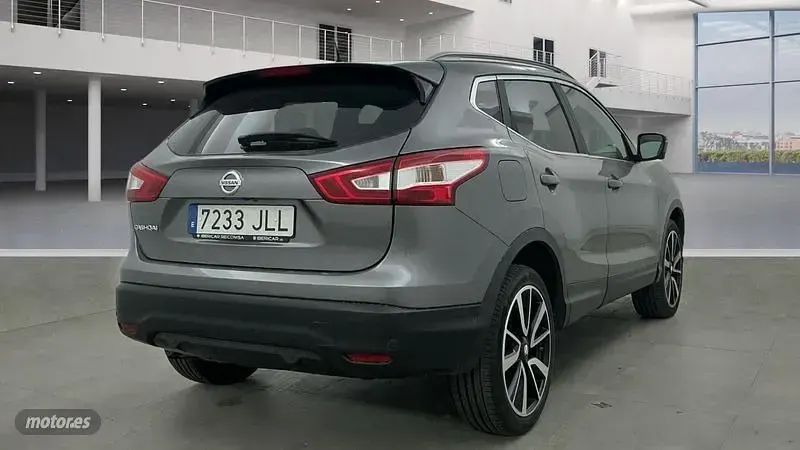 Usado Nissan Qashqai Premium Edition 116 CV (85 kW) 2016 Gris SUV