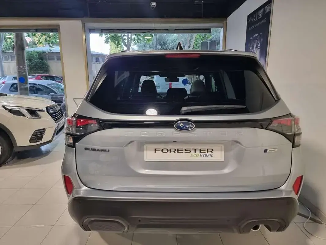 Usado Subaru Forester 136 CV (100 kW) 2025 Blanco SUV