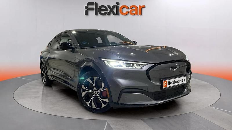 Usado Ford Mustang Mach-E 216 kW (294 CV) 2023 Gris SUV