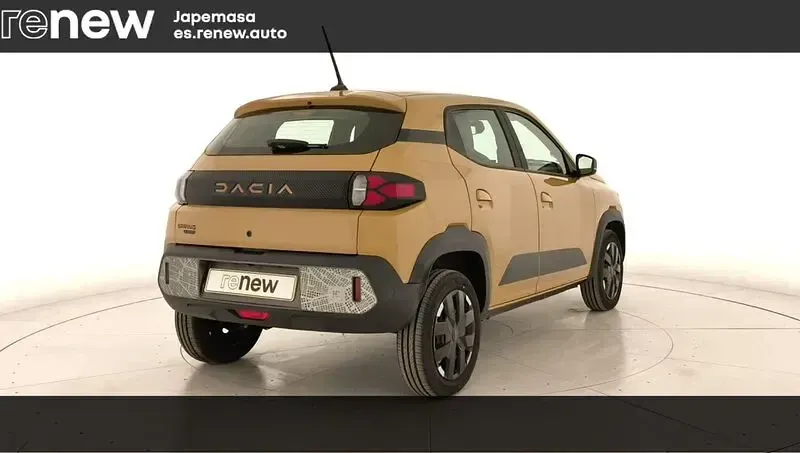 Usado Dacia Spring Extreme 47 kW (65 CV) 2024 Marrón Utilitario